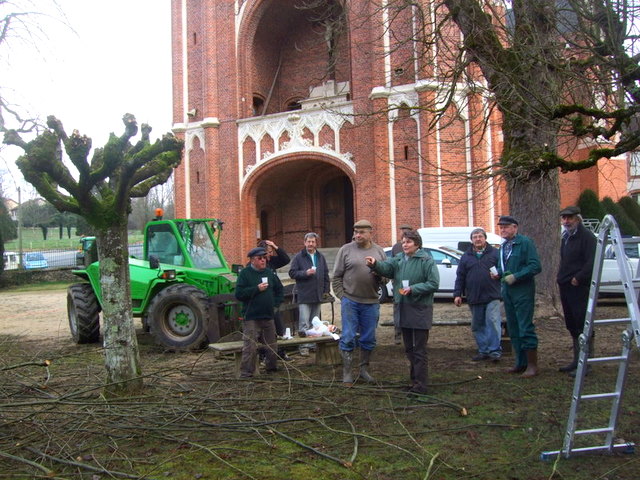 travaux au jardin d'Arliquet